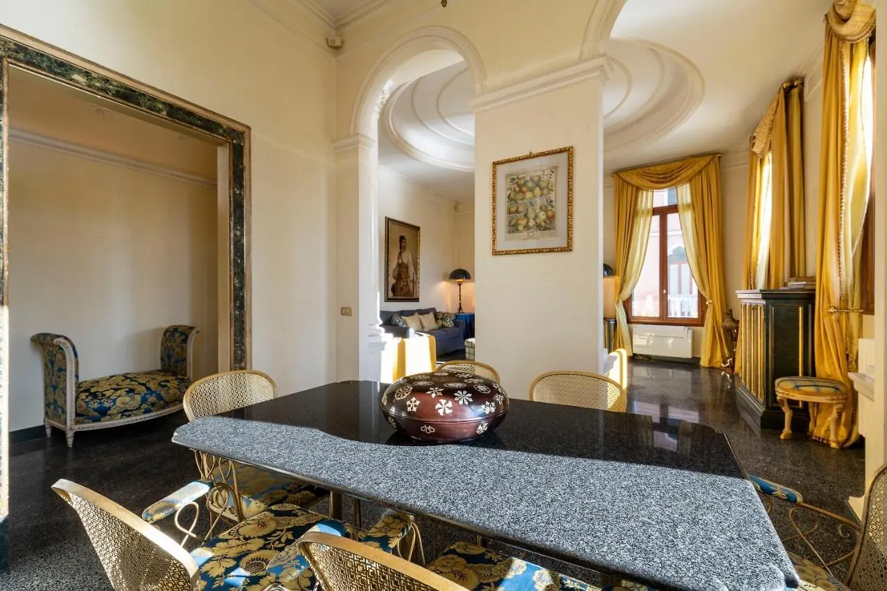 アパート Ca' De Le Colonne - Luxury Grand Canal View ヴェネツィア イタリア