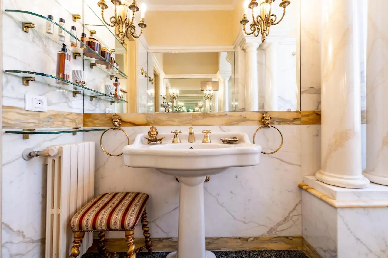 Ca' De Le Colonne - Luxury Grand Canal View Venice 0*,