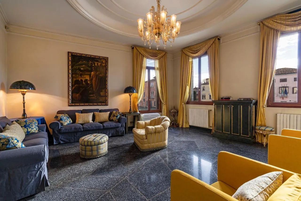Ca' De Le Colonne - Luxury Grand Canal View Venice